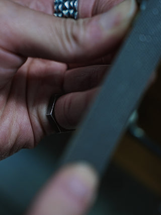 008-HEX-PINKY-RING