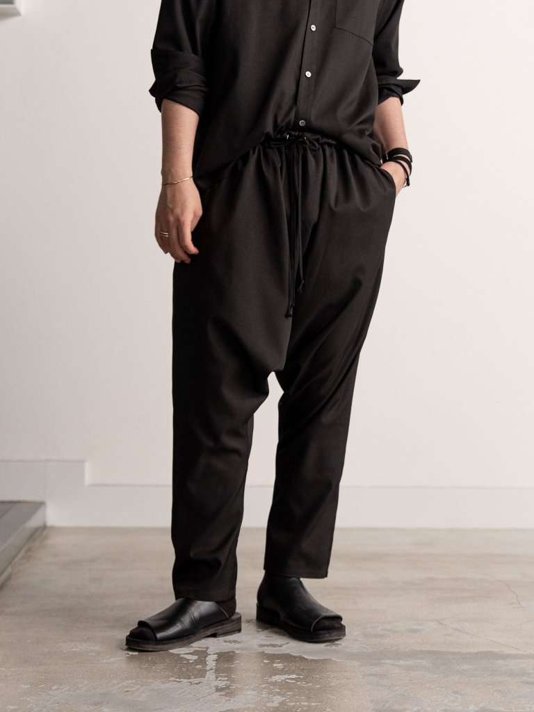 CLASSIC SAROUEL SLACKS [BLACK] – PGND.