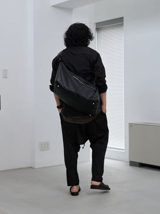FRONT ZIP LEATHER TRAVEL BAG [LĀVE LEATHER]
