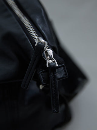 FRONT ZIP LEATHER TRAVEL BAG [LĀVE LEATHER]