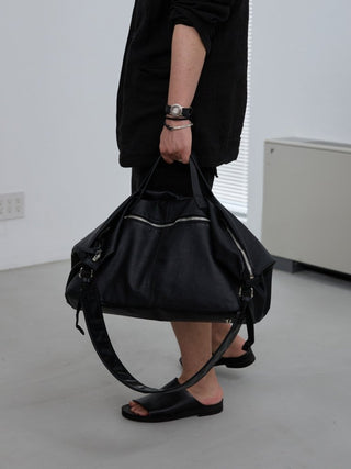 FRONT ZIP LEATHER TRAVEL BAG [LĀVE LEATHER]