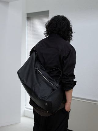 FRONT ZIP LEATHER TRAVEL BAG [LĀVE LEATHER]