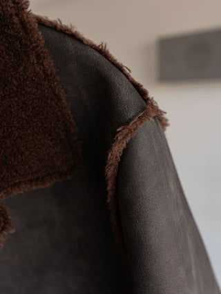 HIGH-END FAUX MOUTON COAT [GRAY/BROWN]