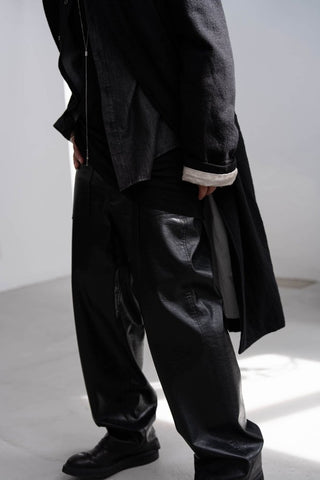 M-35 FAUX LEATHER TROUSERS [BLACK]