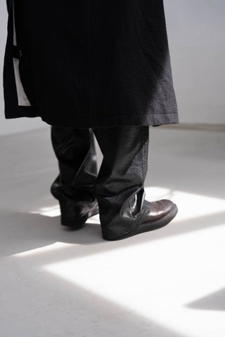 M-35 FAUX LEATHER TROUSERS [BLACK]