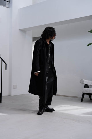 M-35 FAUX LEATHER TROUSERS [BLACK]