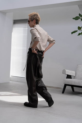 M-35 FAUX LEATHER TROUSERS [TAUPE BROWN]
