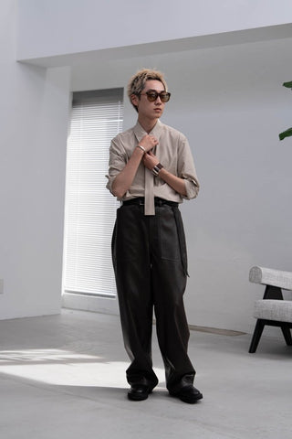 M-35 FAUX LEATHER TROUSERS [TAUPE BROWN]
