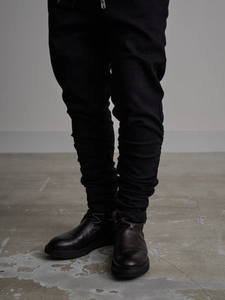 SHIRRING SAROUEL SKINNY JEANS[black]